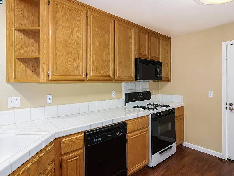 135 Coralflower Ln — Photo 20