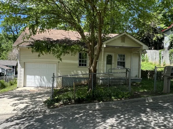 817 Elder St, Clarksville, TN 37040
