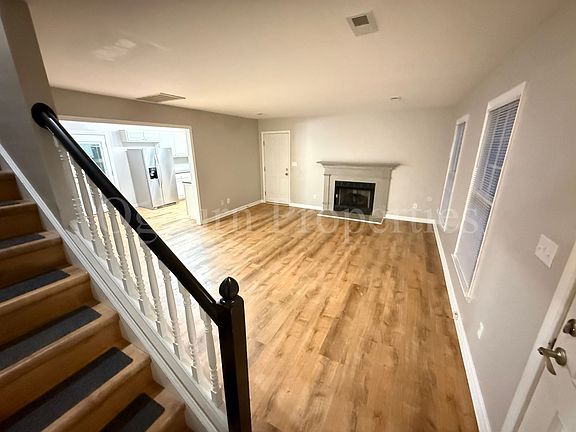 3rd image of 4005 Selda Dr