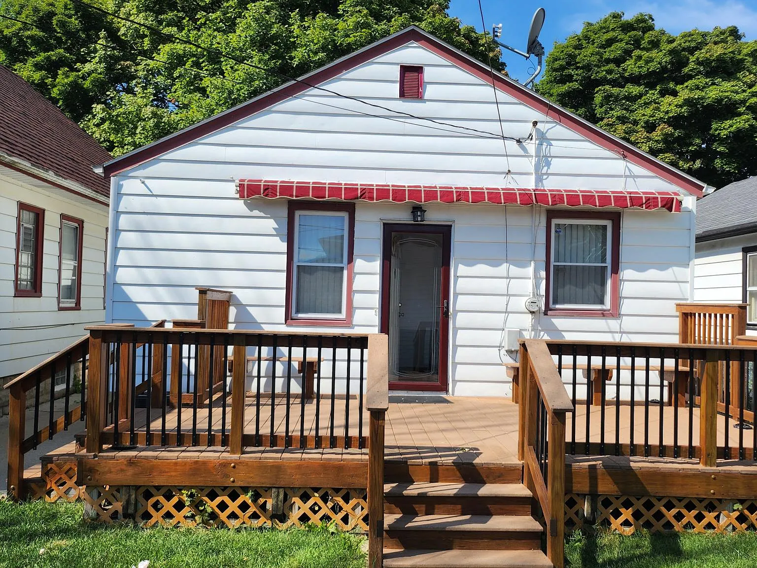 2 bed, 725 sqft, $1,400 — Photo 2