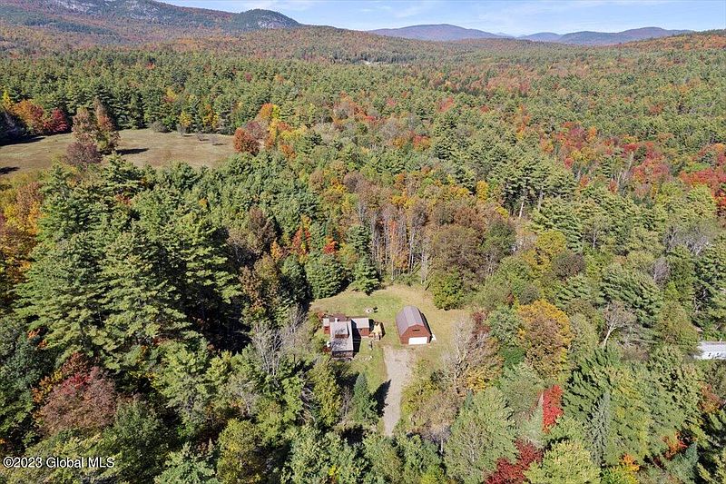 3rd image of 599 Byrd Pond Road