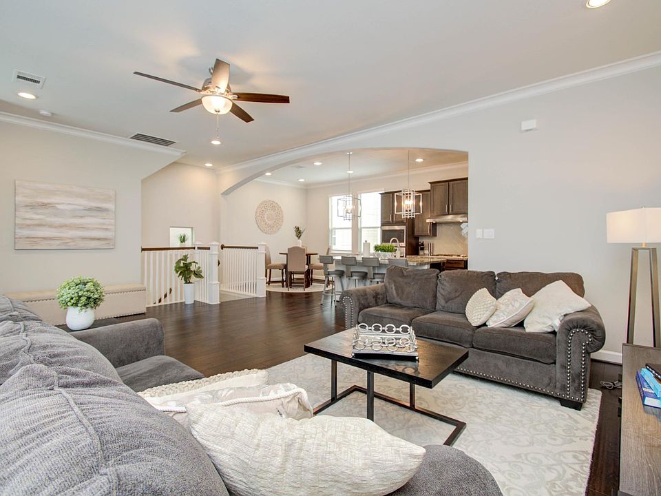 2015 Royal Landing Dr, Houston, TX 77045 | Zillow