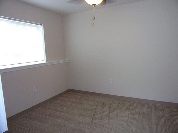 4th image of 2740 SW Western Blvd #137-412