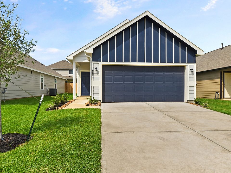 2490 Carp Drive Exterior