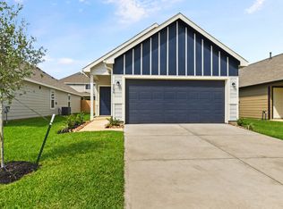 2490 Carp Dr, Conroe, TX 77384