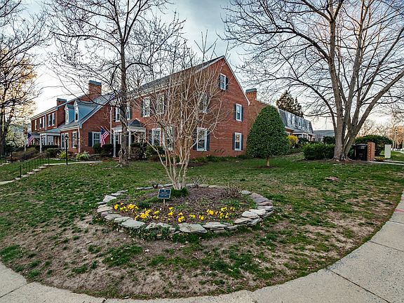 4th image of 4701 31st St S