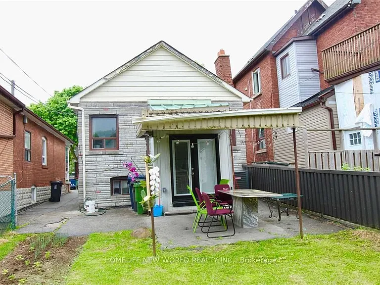 62 Belvidere Ave #BASEMENT — Photo 2