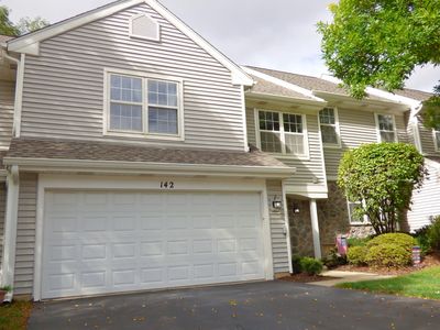 142 Parkview Dr #142, Wauconda, IL, 60084