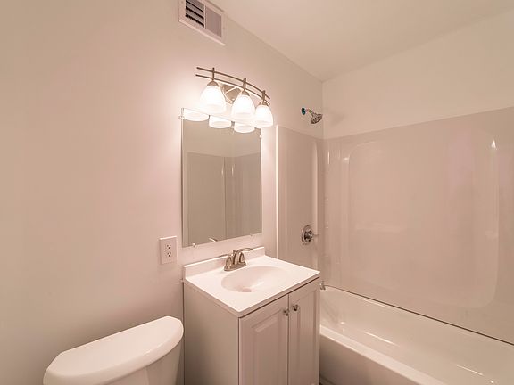 5th image of 7235 Schneider Ave