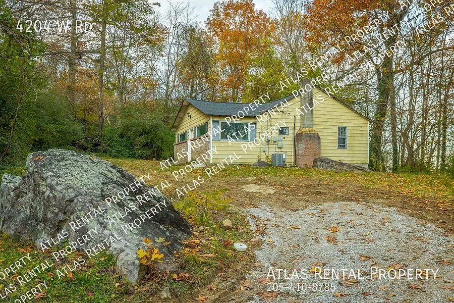 Move-In Ready 2 Bedroom in Signal Mountain Call Today! — Photo 3