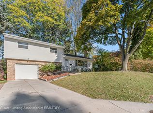 1816 Tecumseh River Rd, Lansing, MI 48906