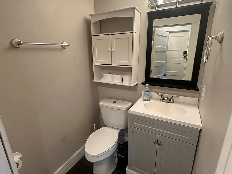 2420 Walnut St — Photo 8