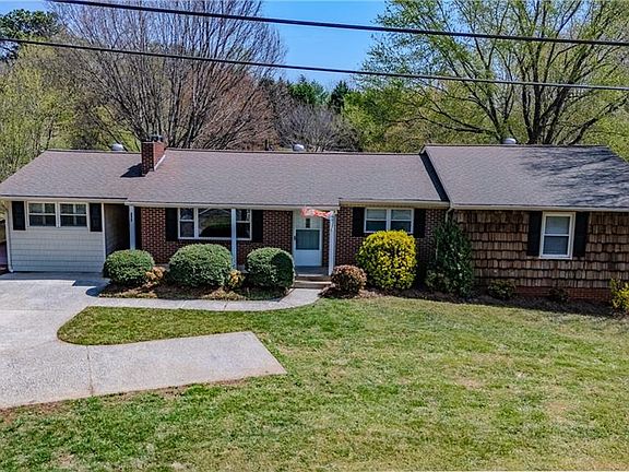 2nd image of 277 Simpson Mill Rd