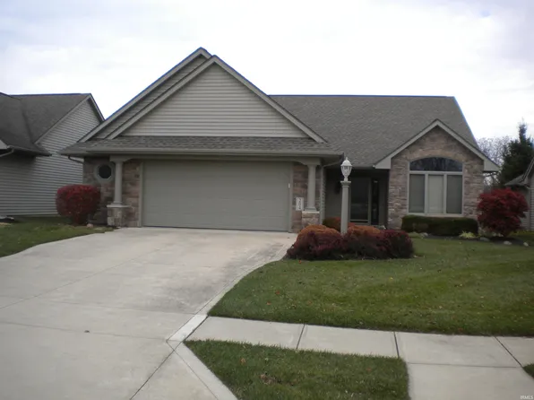 204 Cobblers Cv, Fort Wayne, IN 46825