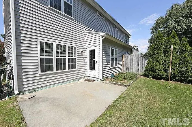 2424 Bay Harbor Dr — Photo 22