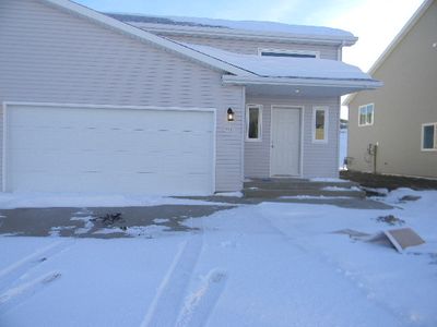 400 8th St NW, Watford City, ND, 58854