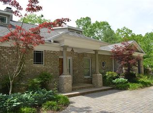 464 Cross Creek Dr, Mount Airy, NC 27030