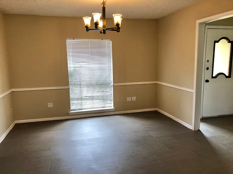 613 Trail View Ln — Photo 18
