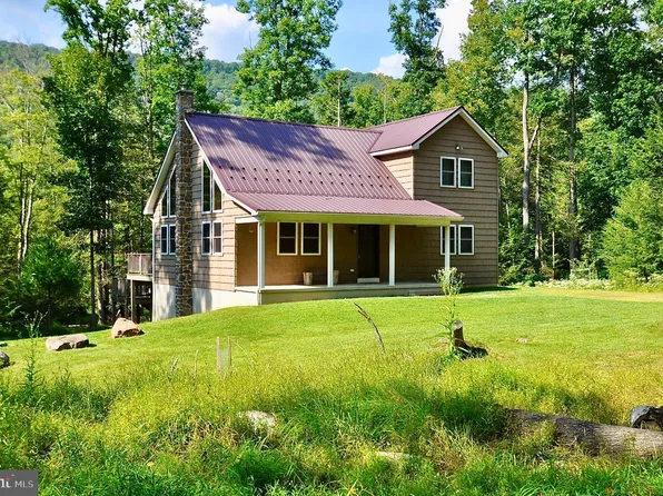 75 David Auker Ln, Milroy, PA 17063