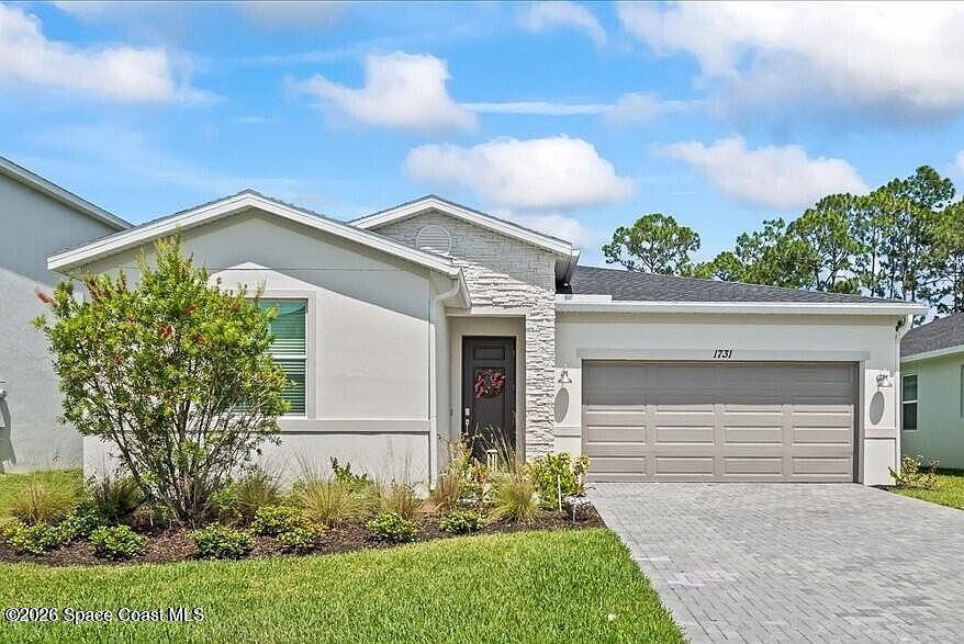 1st image of 1731 Marigold Trl NW