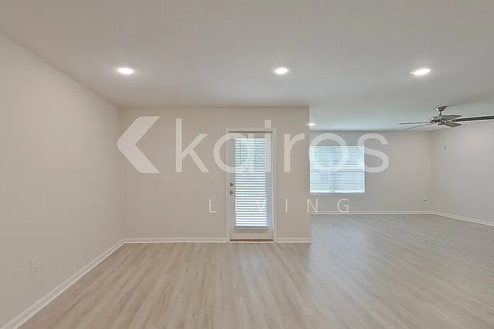 4 bed, 2.0 bath, 1787 sqft, $2,145 — Photo 2