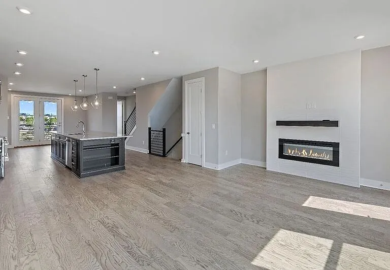 7234 Otley Dr — Photo 4