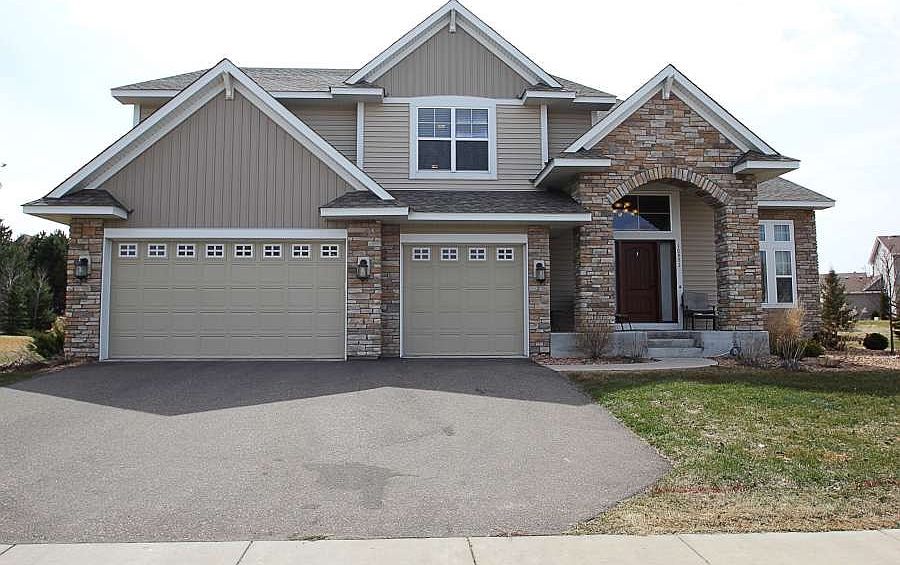 1st image of 10893 Maple Blvd