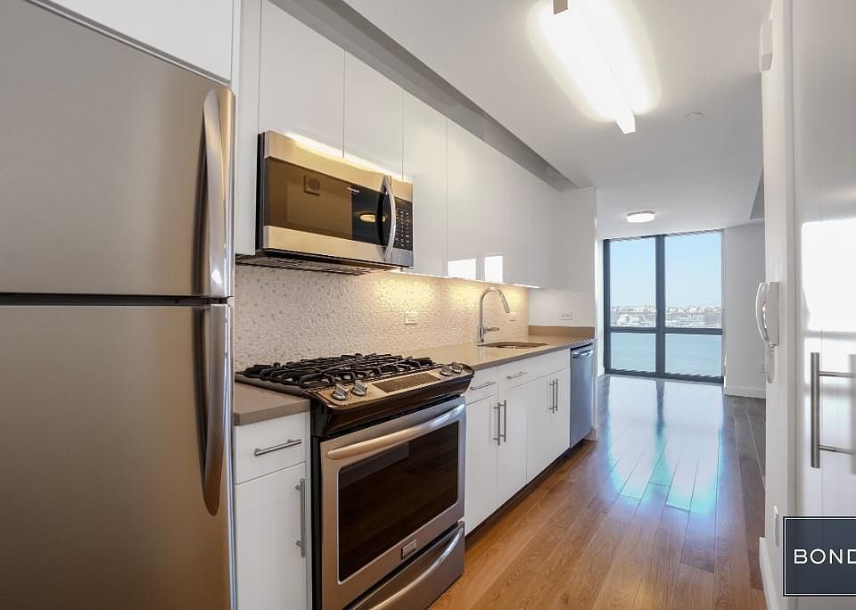 1st image of 606 W 57th St APT 2805