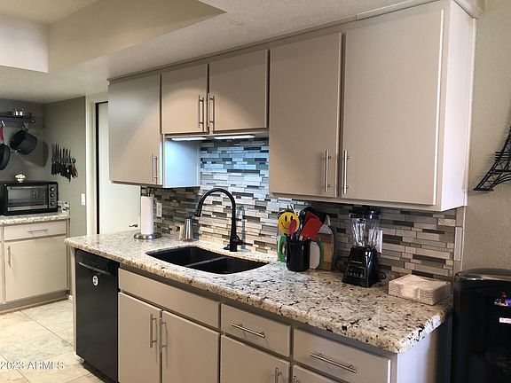 2nd image of 298 Leisure World