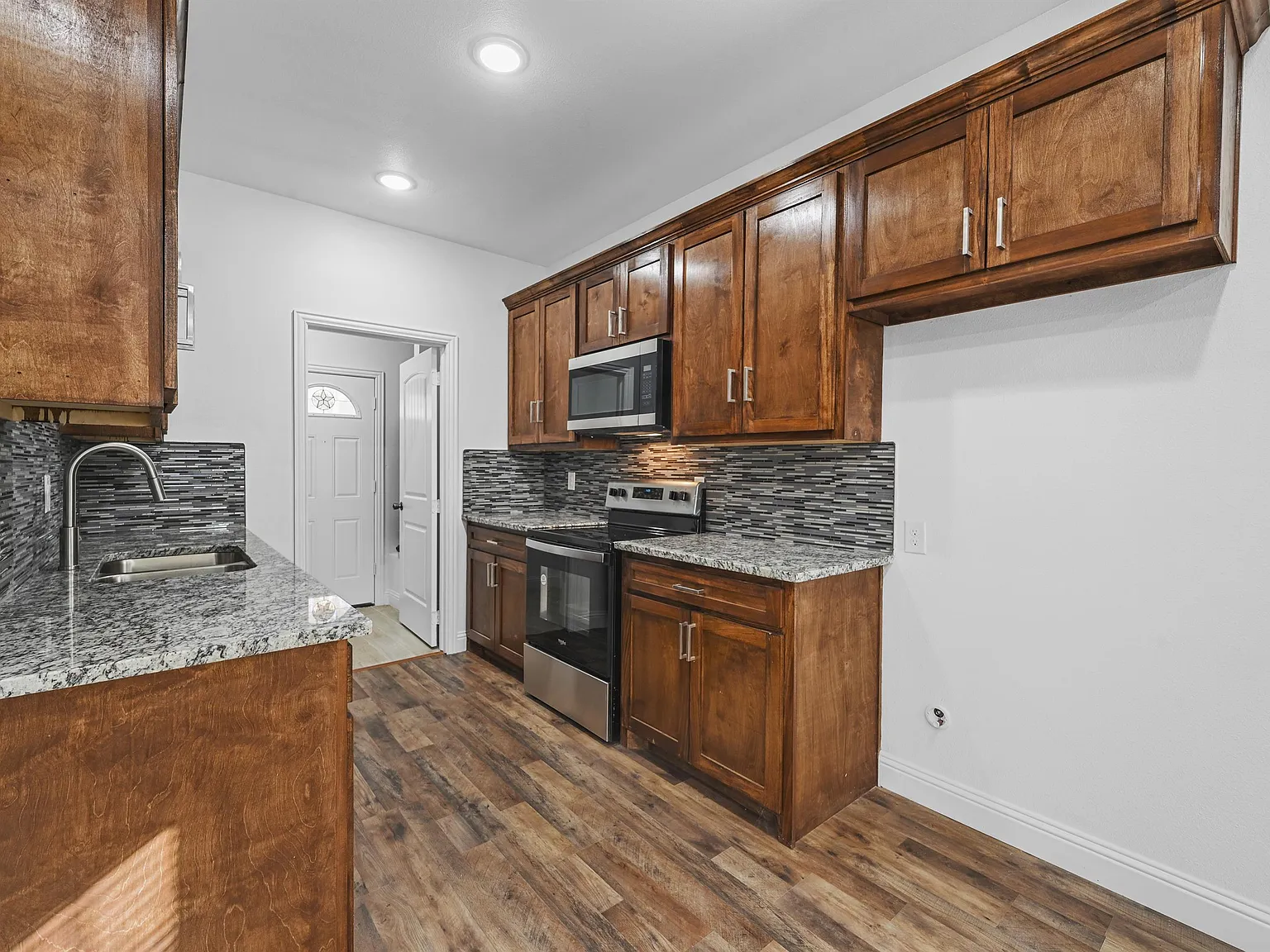129 Arapaho Trail, Mabank 75156 - 1 — Photo 4