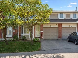 210 Highland Cres #12, Kitchener, ON N2M5H7