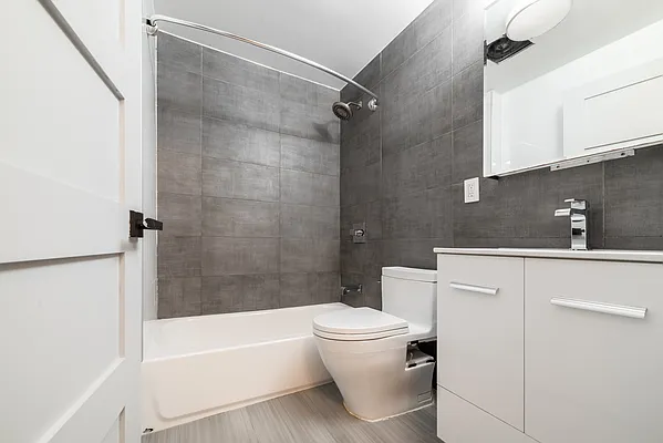 Rented by Empire State Administrative Service LP | media 6