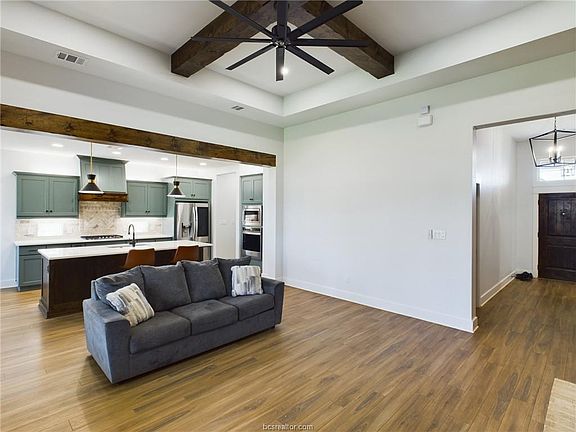 4th image of 3007 Teller Dr