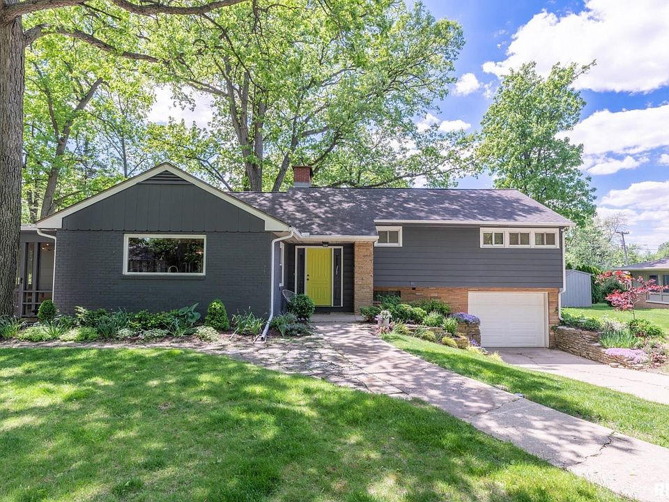 1st image of 5615 N Woodland Ct