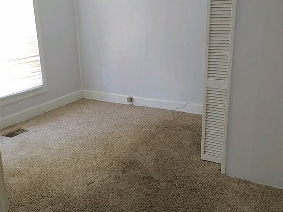 5th image of 43 Florida Ave