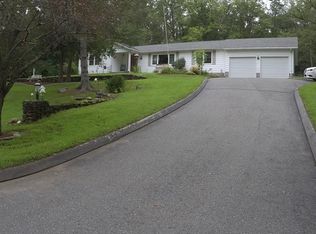 106 Nipmuck St, Palmer, MA 01069