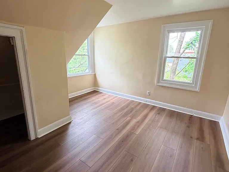 111 Bristol St #3L — Photo 10