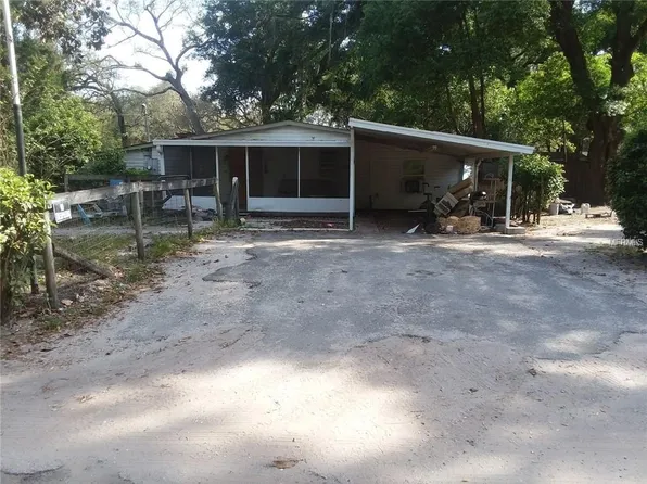 20964 SE 155th St, Umatilla, FL 32784