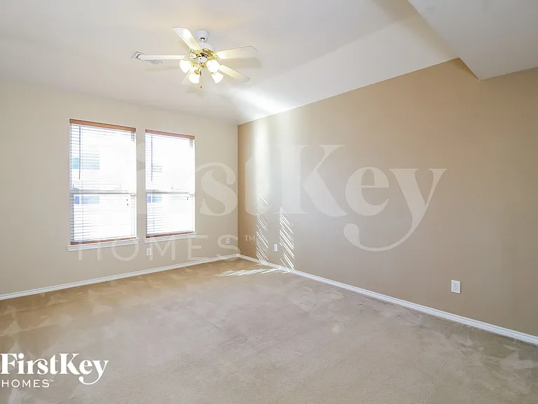 4532 Fir Dr — Photo 13