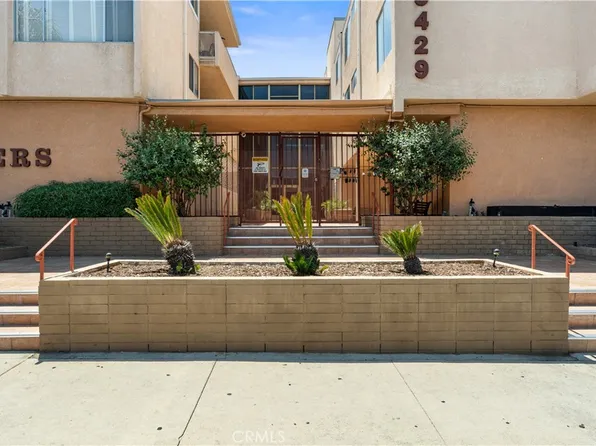 5429 Newcastle Ave APT 308, Encino, CA 91316