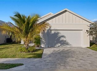 155 Cambria Ln, Naples, FL 34112