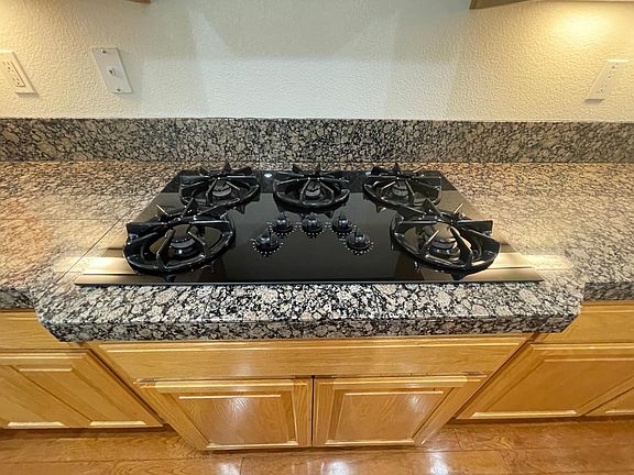 4th image of 1888 Grey Owl Cir