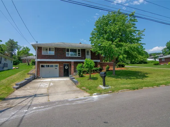 409 Milan Ave, Endicott, NY 13760