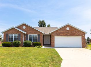 5718 S Robert E Lee St, Battlefield, MO 65619