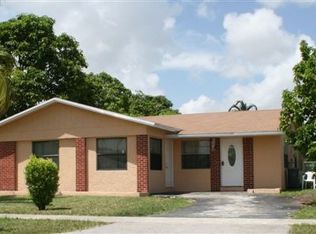 7611 SW 9th St, North Lauderdale, FL 33068
