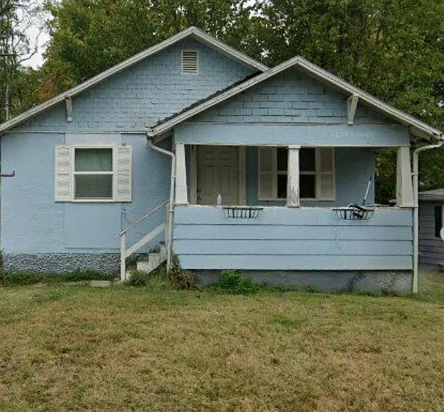 Hickman Ave