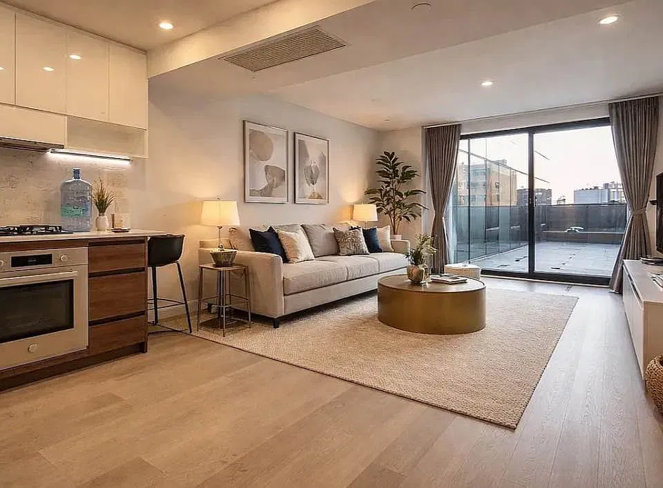 144-49 Northern Blvd #208