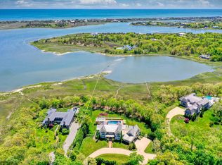 28 Bay Road, Quogue, NY 11959