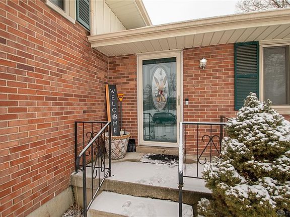3rd image of 628 Rockhill Ave