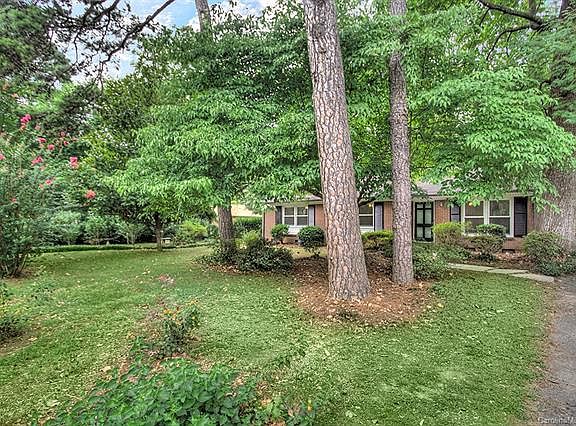 4th image of 4817 Lyerly Dr